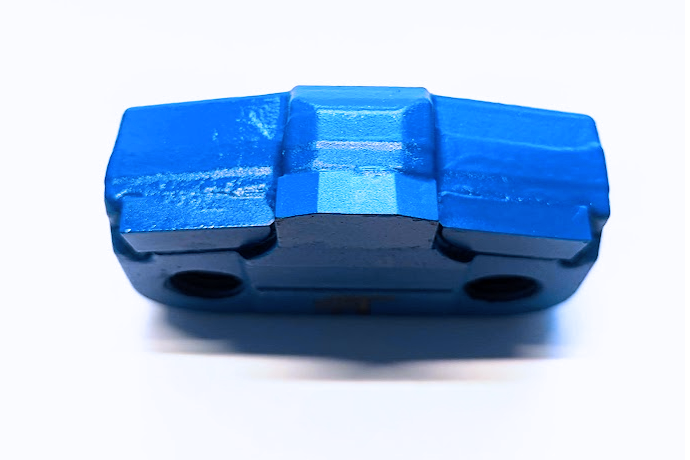 Side view of aftermarket BCS02 carbide tooth for Prinoth and AHWI mulchers